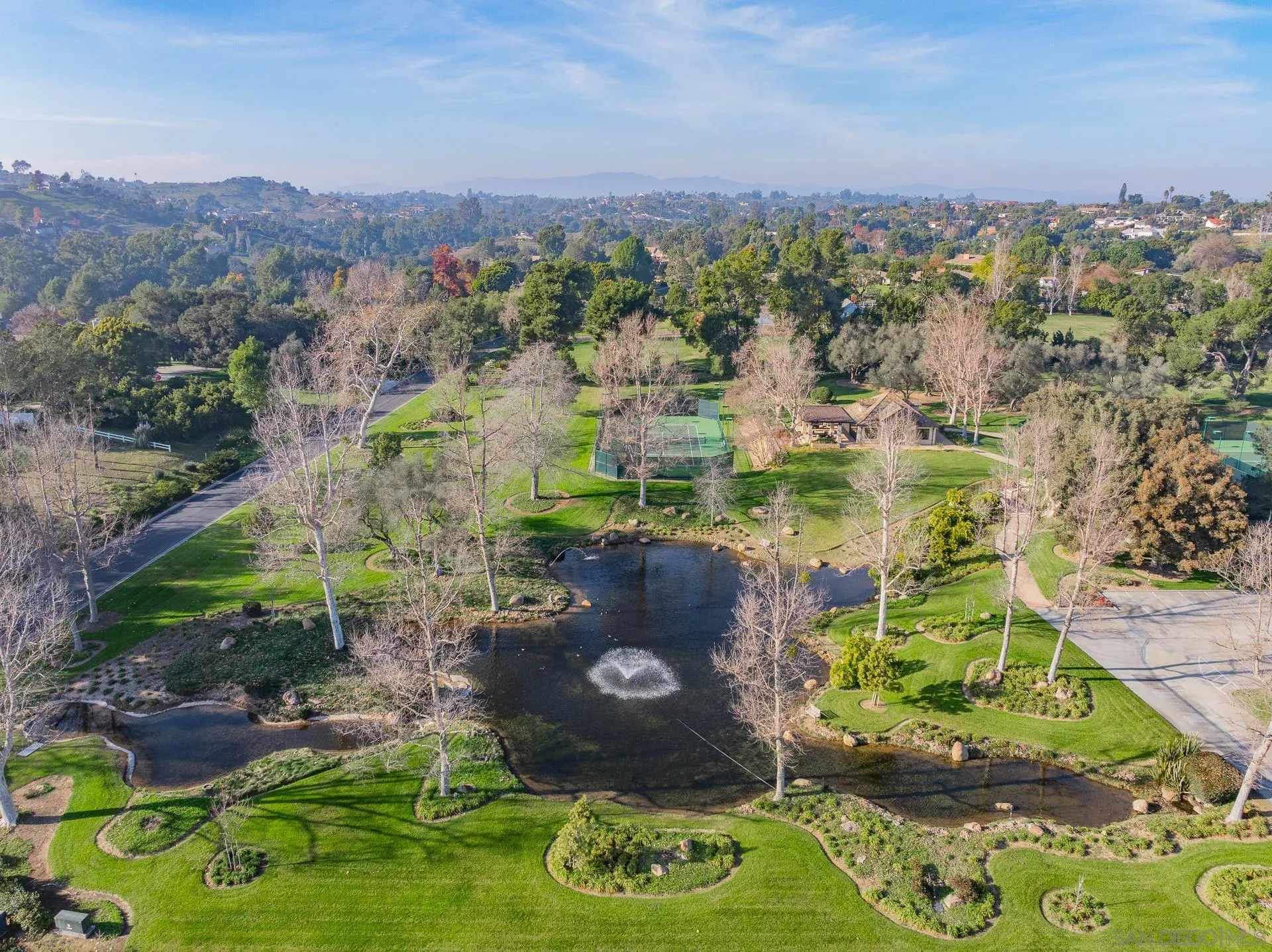 11 Country Glen Rd, Fallbrook