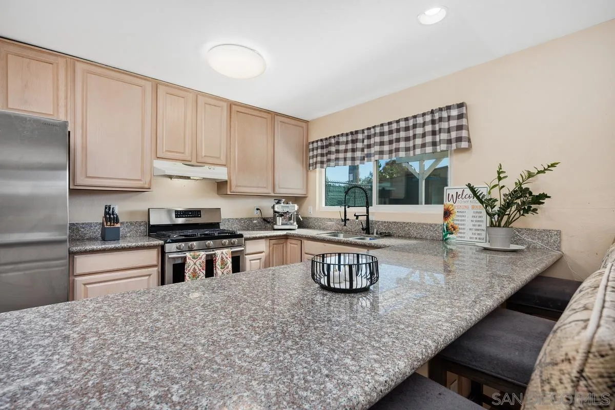 5014 El Mirlo, Oceanside