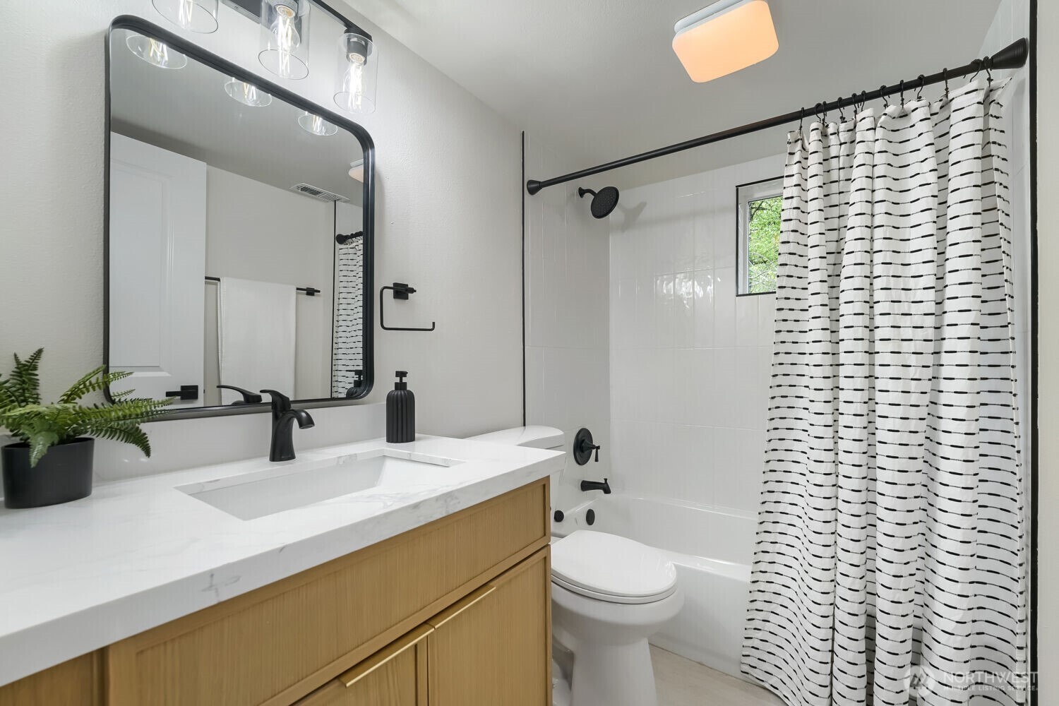 1302 SW 125th Place