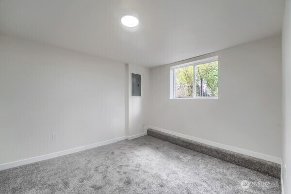 1302 SW 125th Place