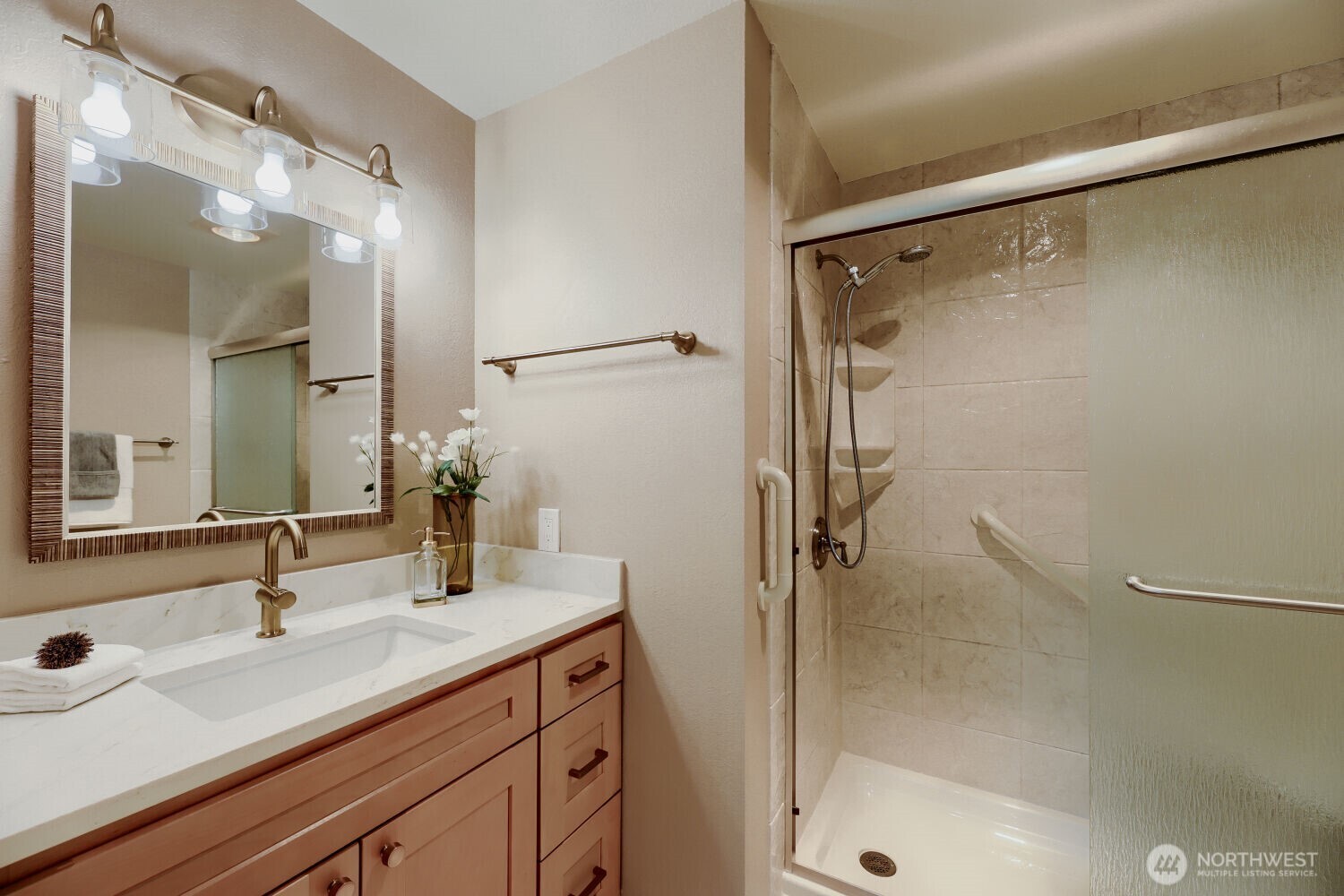 603 7th Avenue N Unit: A201