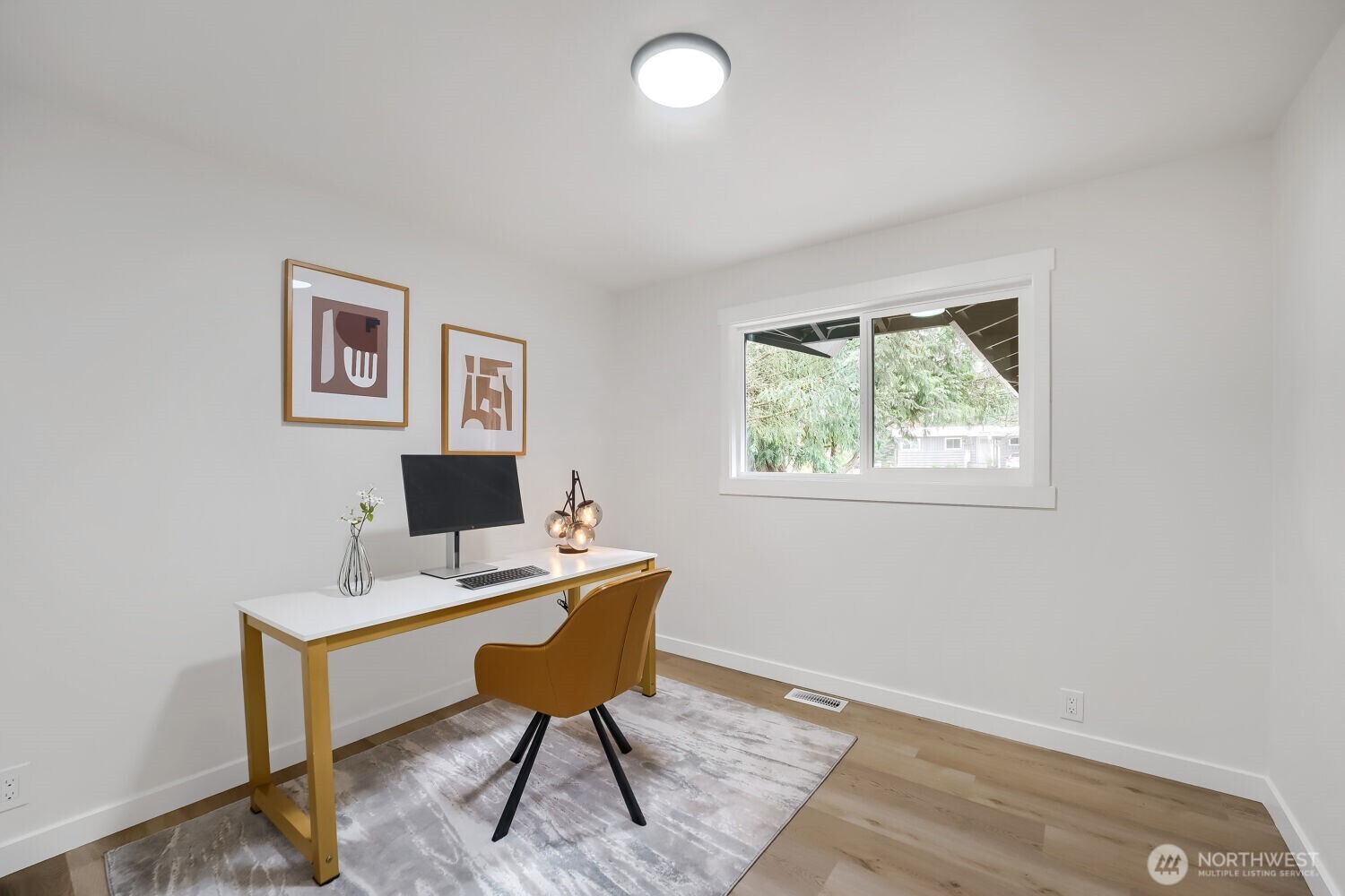1302 SW 125th Place