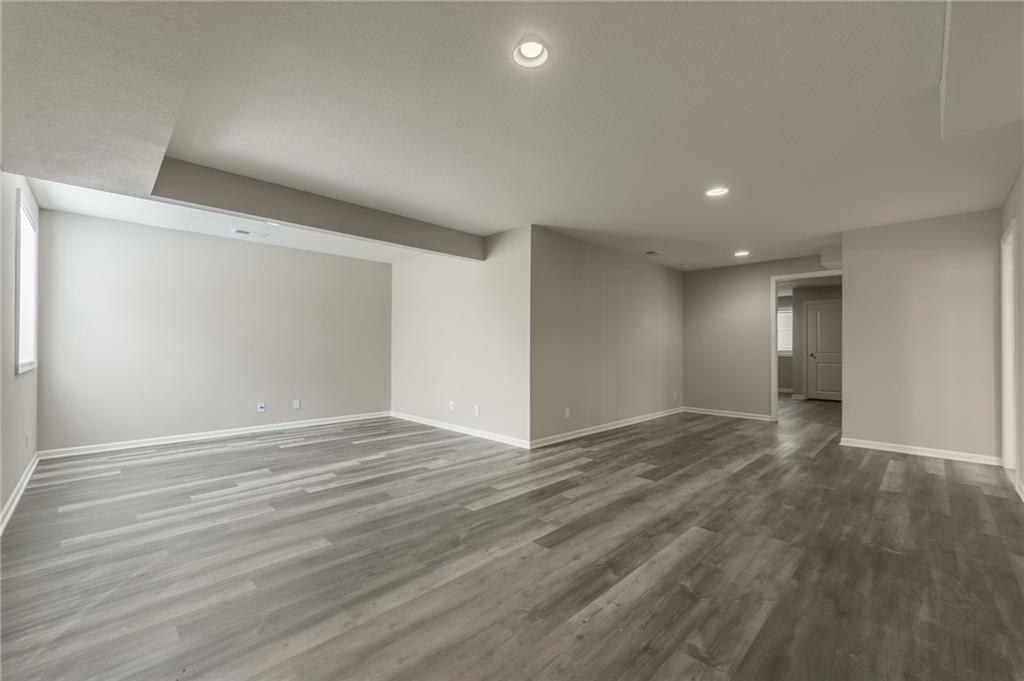 708 E 110th Terrace