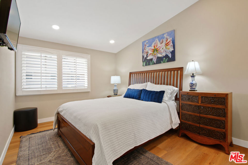 3500 W Manchester Boulevard 19