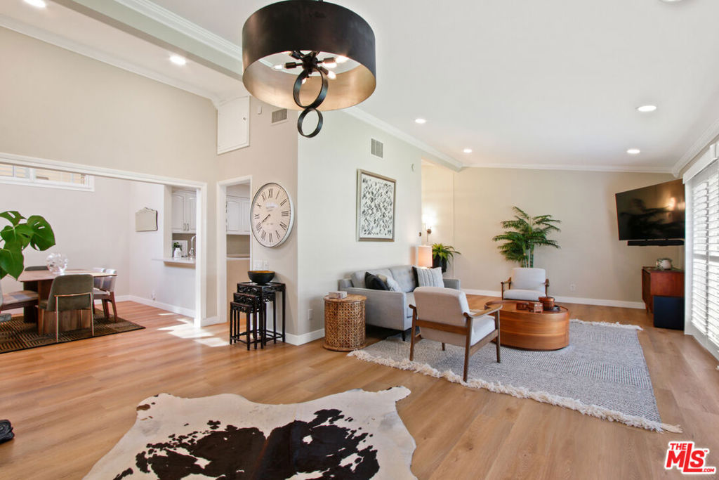 3500 W Manchester Boulevard 19