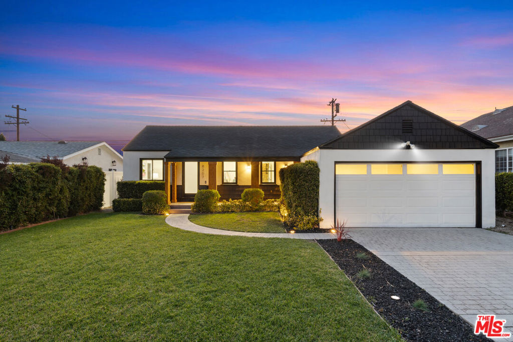 8207 Ramsgate Avenue