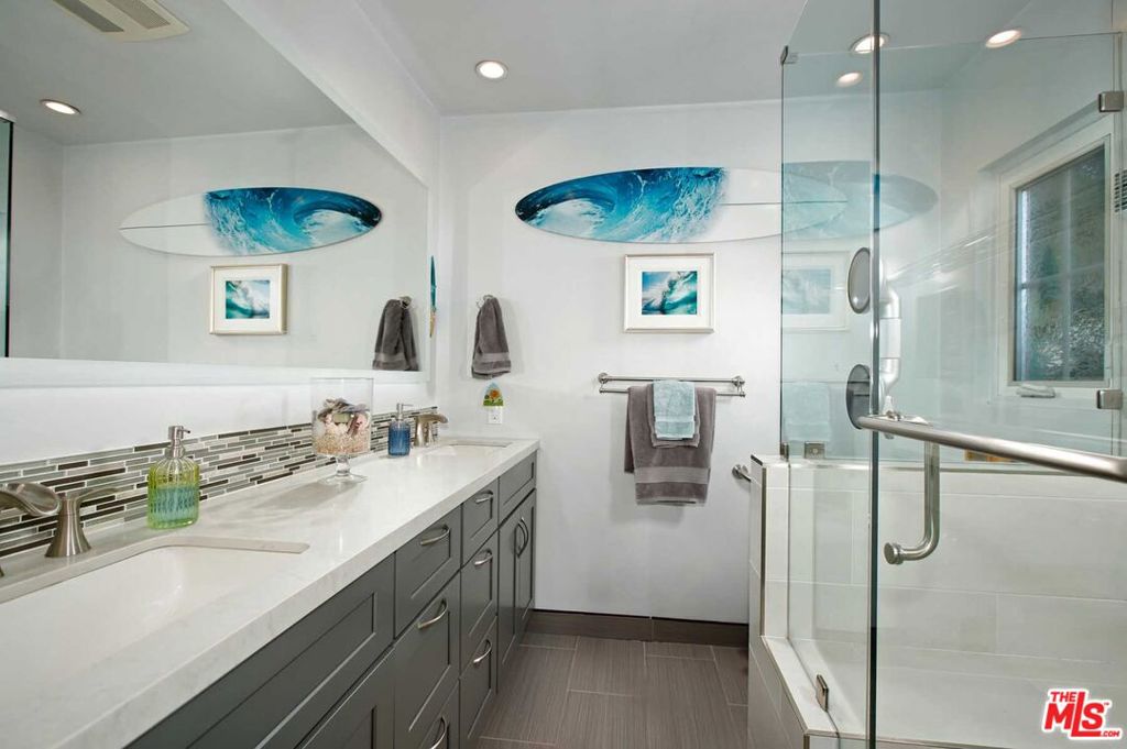 16600 Nordhoff Street