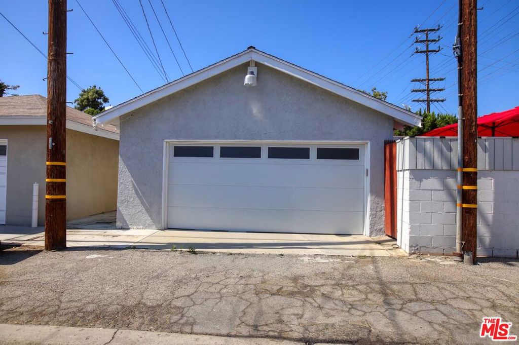 16600 Nordhoff Street