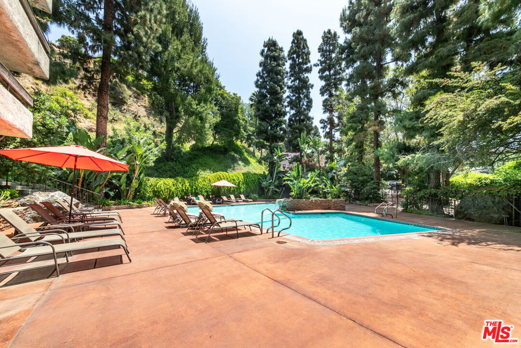 2700 Cahuenga Boulevard 1203