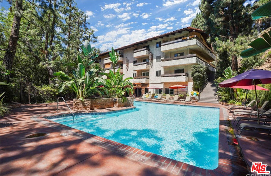 2700 Cahuenga Boulevard 1203