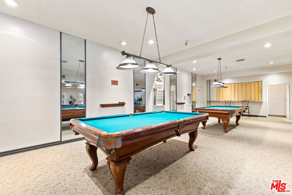 2700 Cahuenga Boulevard 1203