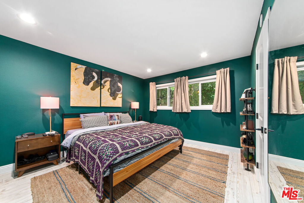 2700 Cahuenga Boulevard 1203