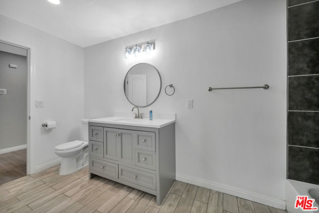 1212 W 92nd Street