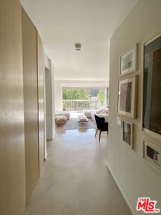 999 N Doheny Dr Unit: 401