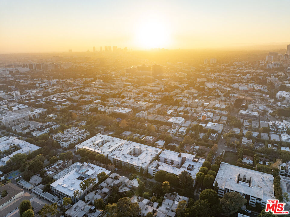 949 N Kings Road 314