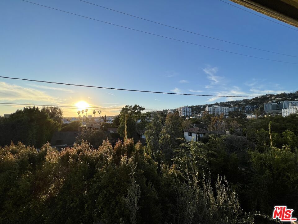 949 N Kings Road 314