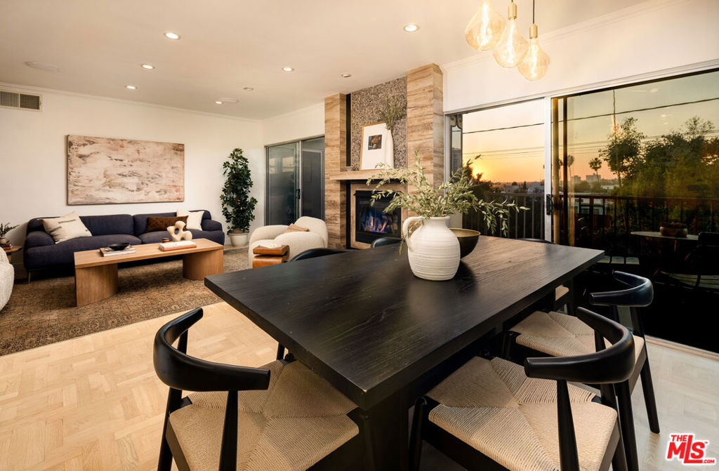 949 N Kings Road 314