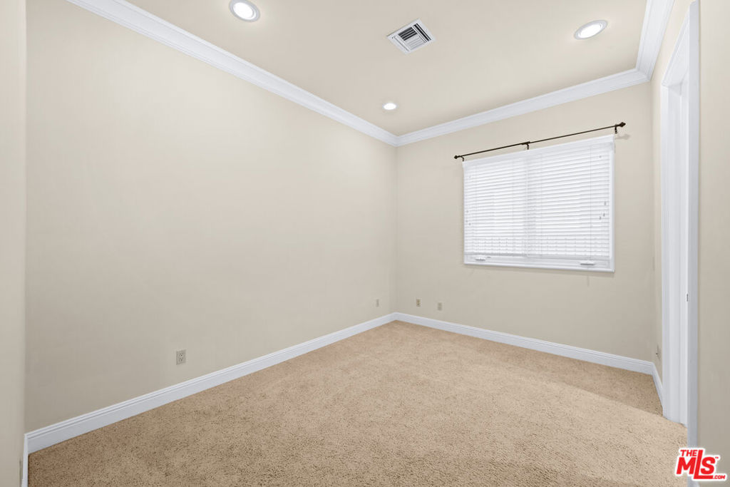 108 S El Molino Avenue