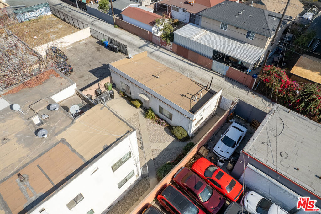 2952 S Western Avenue