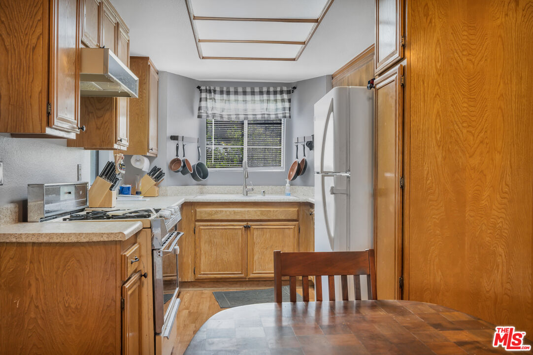 10220 De Soto Ave Unit: 24