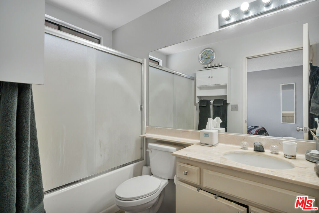 10220 De Soto Ave Unit: 24