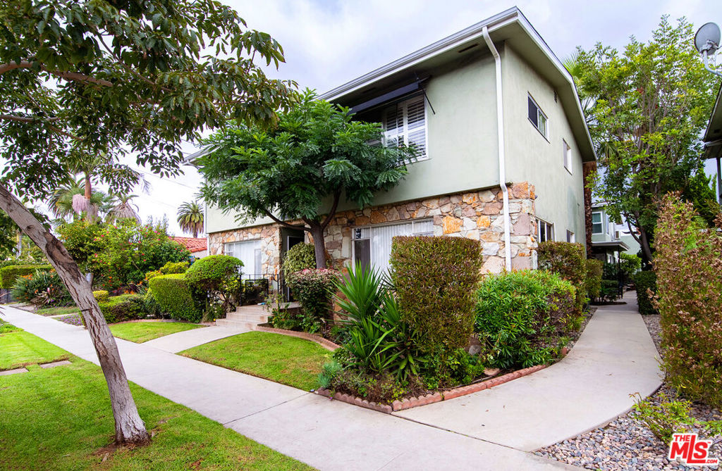 326 Hermosa Avenue 7