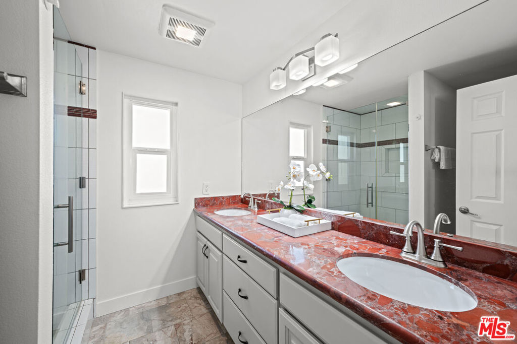 4800 La Villa Marina Unit F