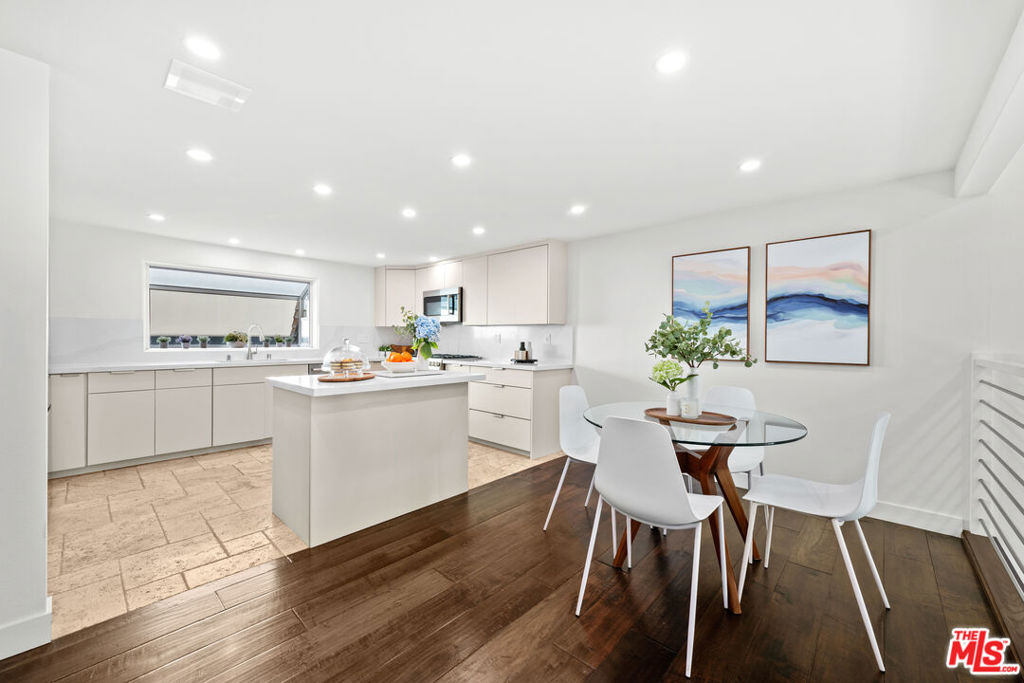 4800 La Villa Marina Unit F