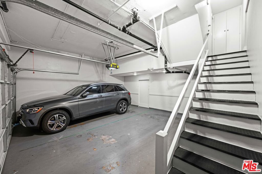 4800 La Villa Marina Unit F