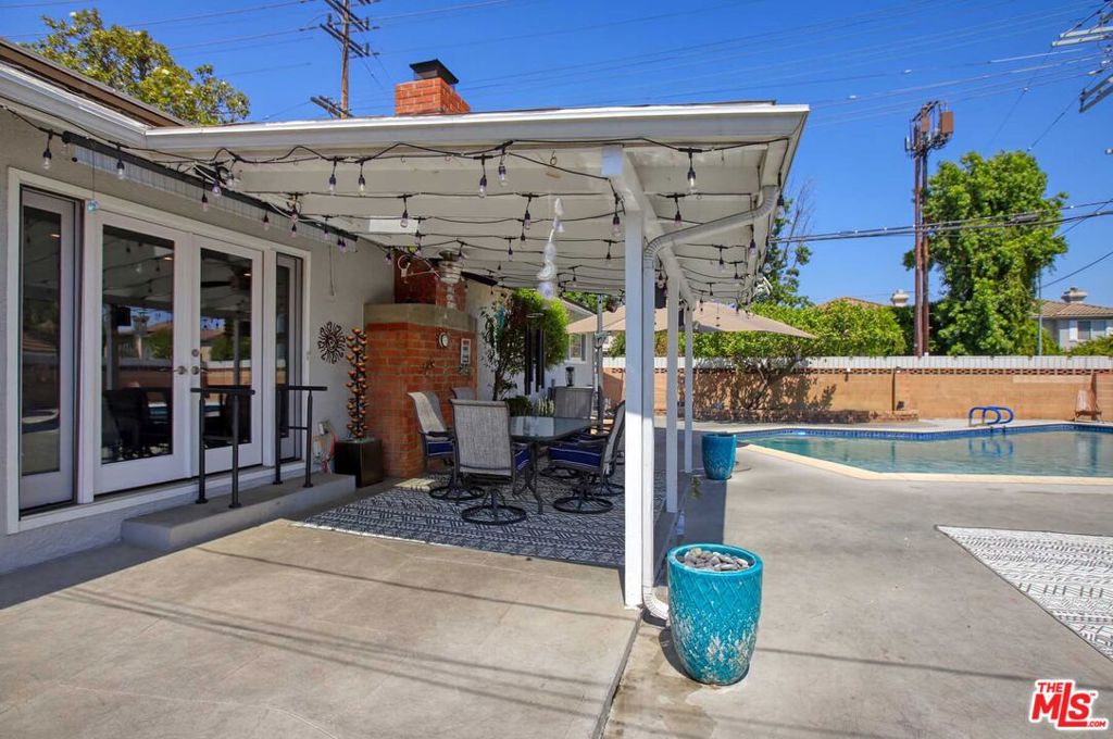 16600 Nordhoff Street