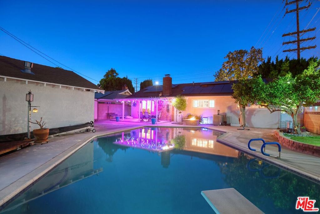 16600 Nordhoff Street