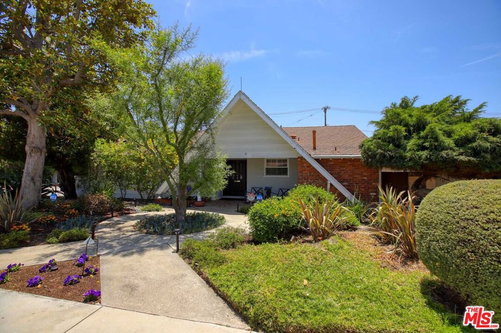 16600 Nordhoff Street