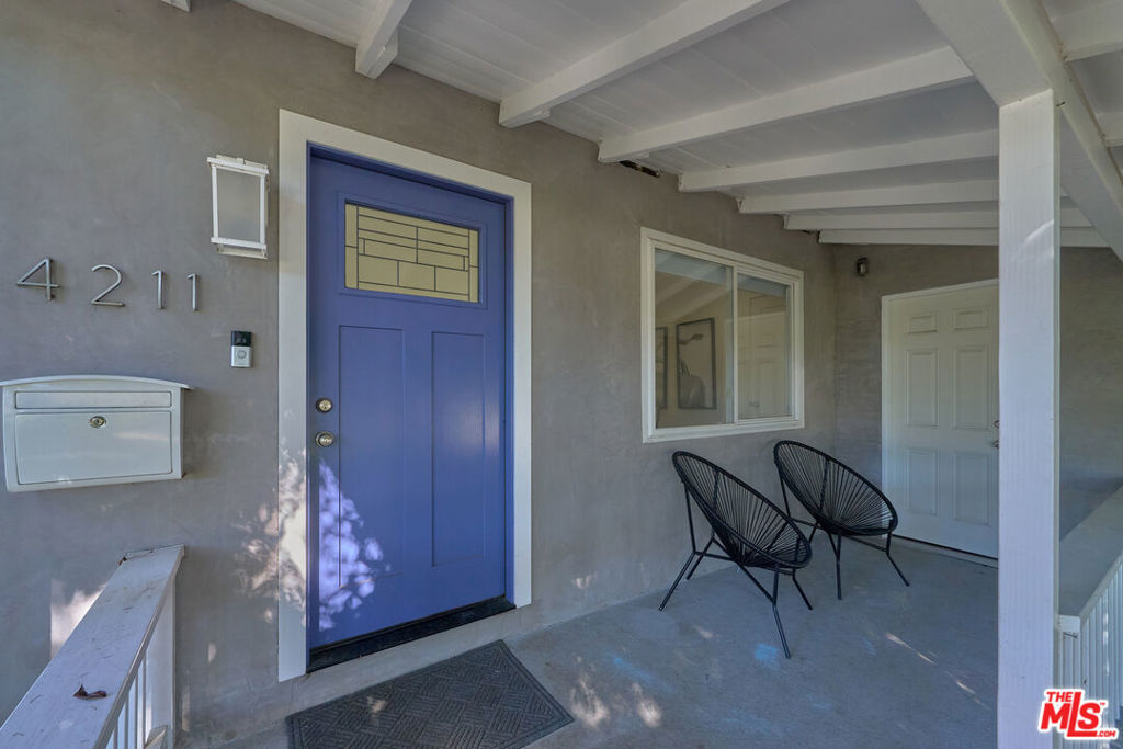 4211 W Woodland Avenue