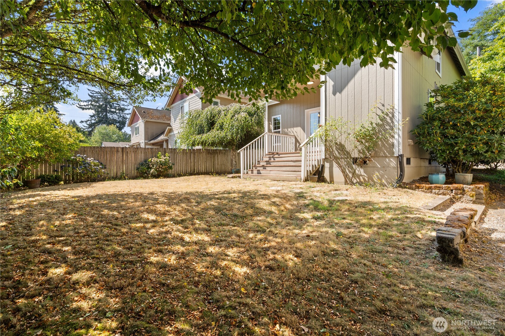 1334 Center Street