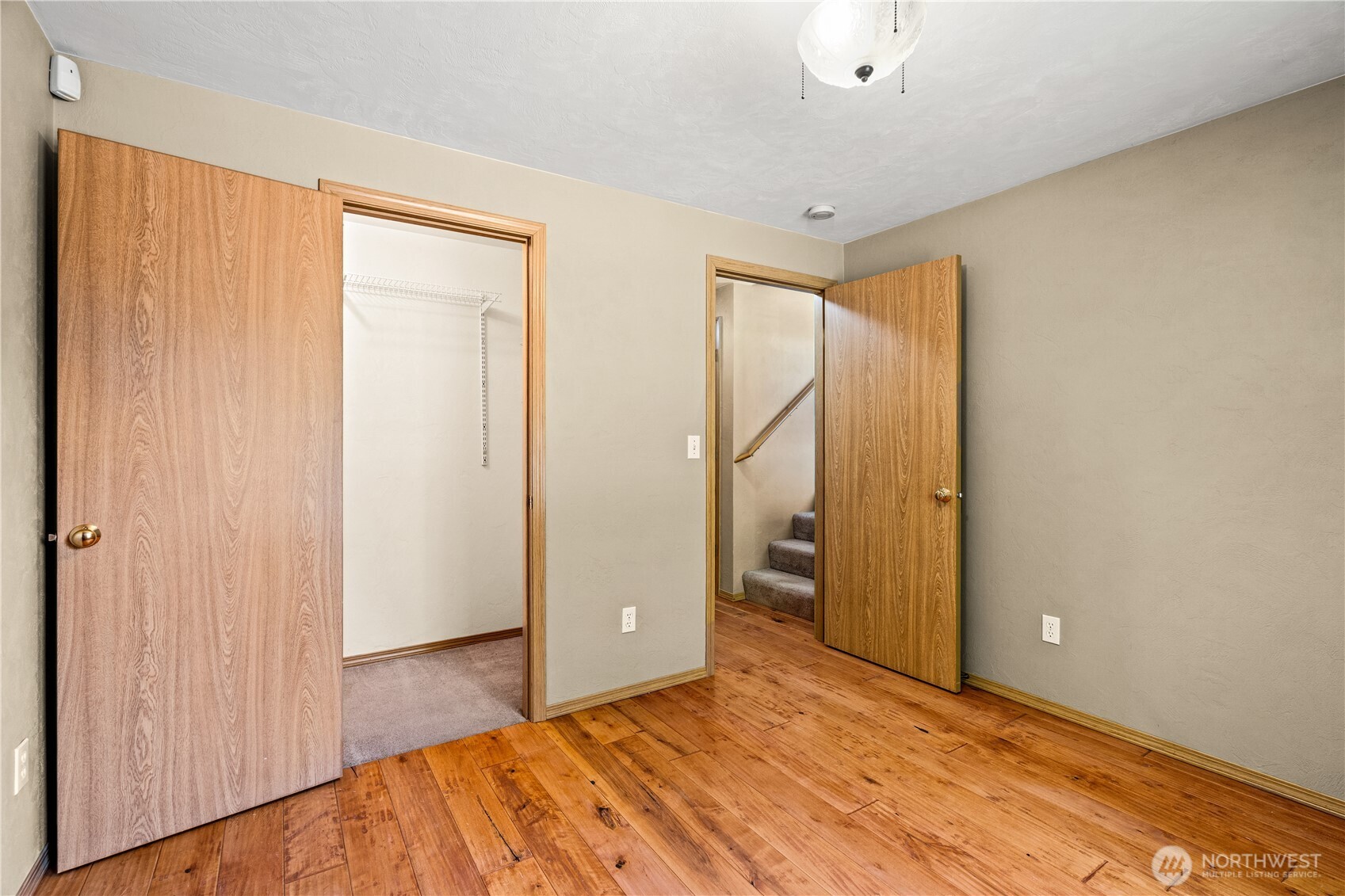 1334 Center Street