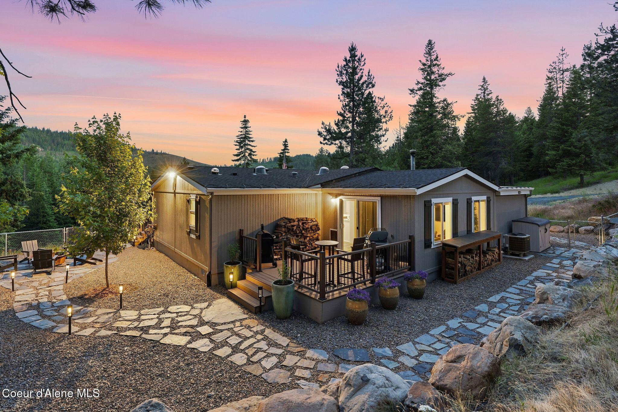 10439 W Cougar Gulch RD, Coeur d'Alene