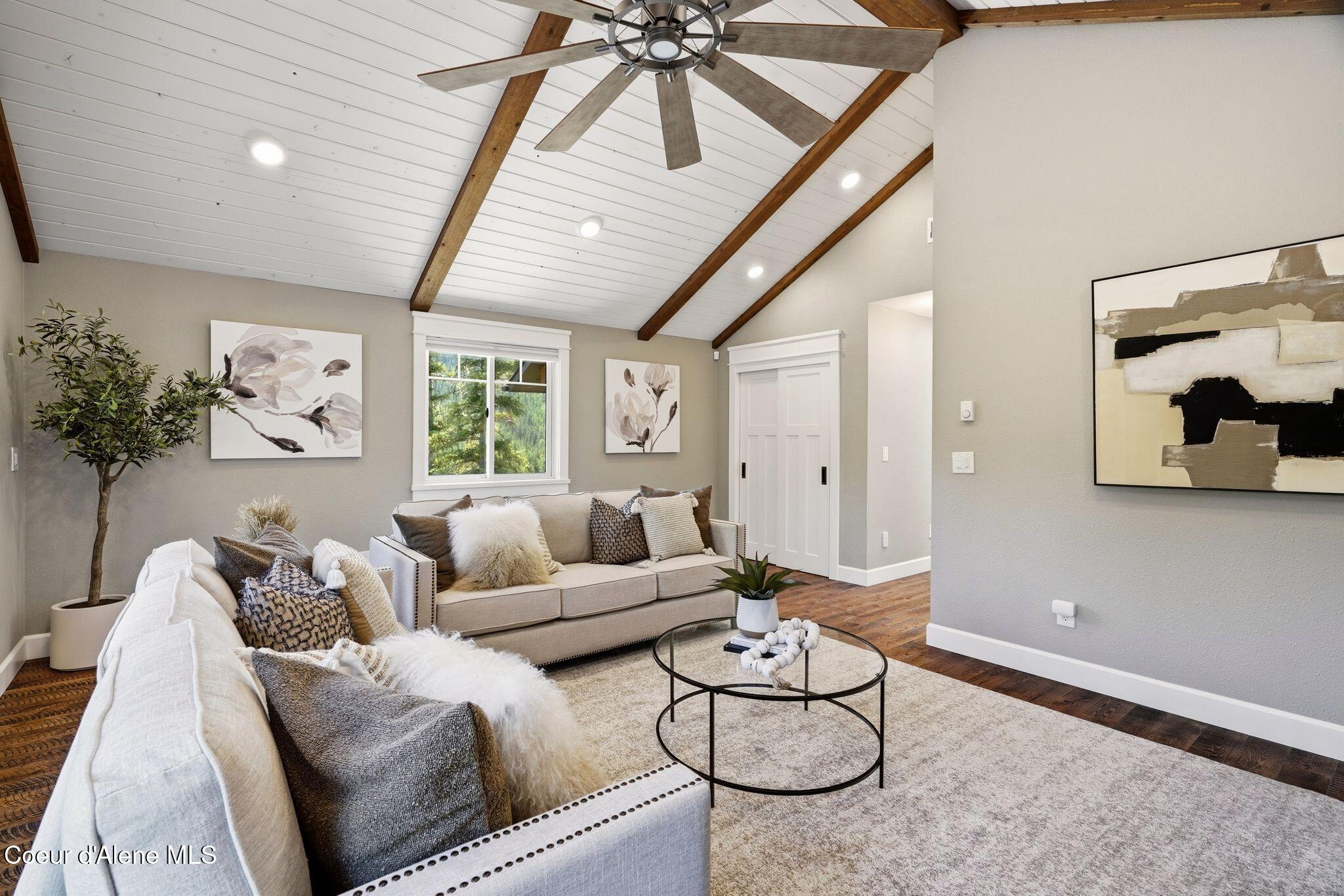 10439 W Cougar Gulch RD, Coeur d'Alene
