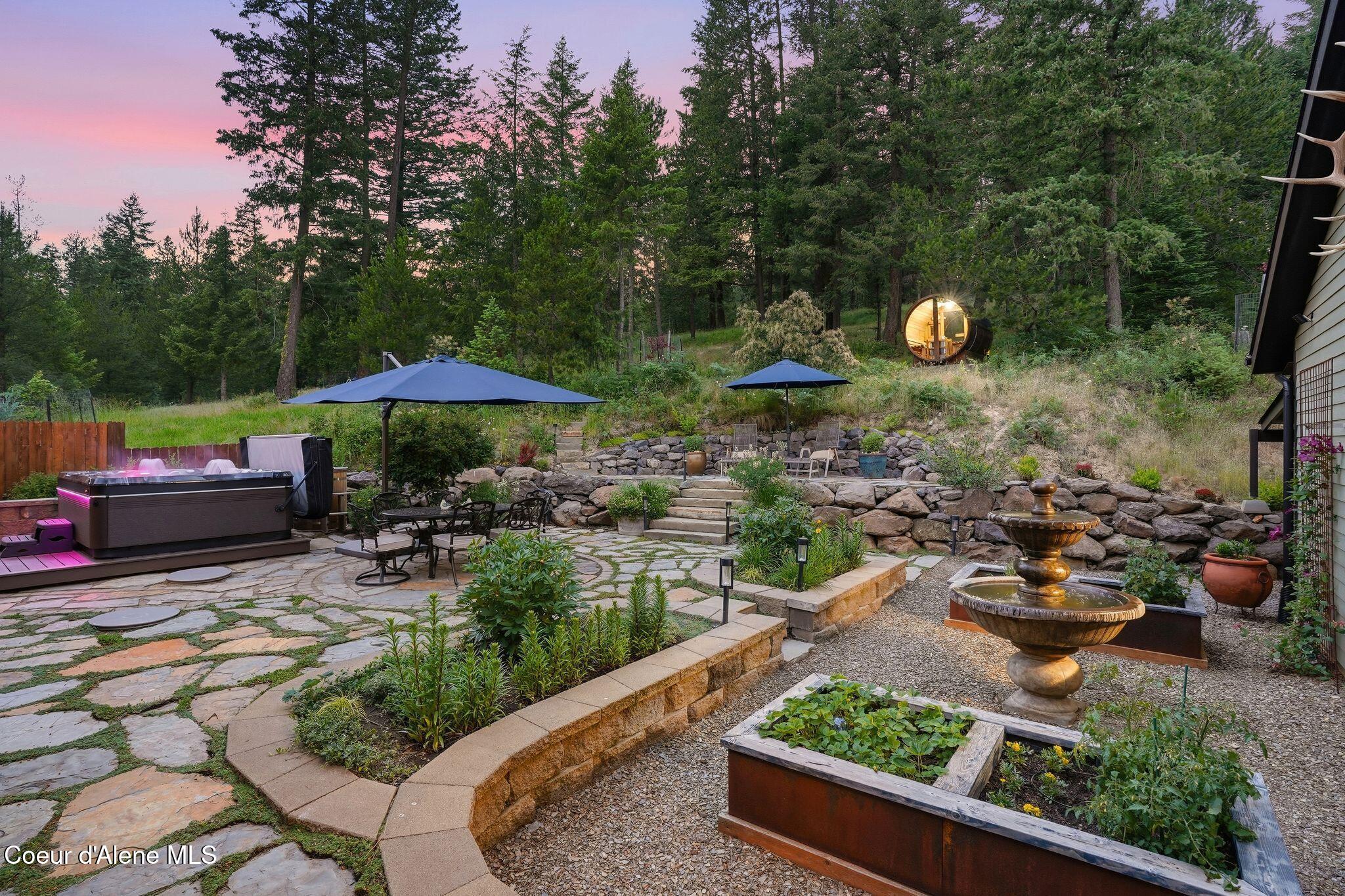 10439 W Cougar Gulch RD, Coeur d'Alene