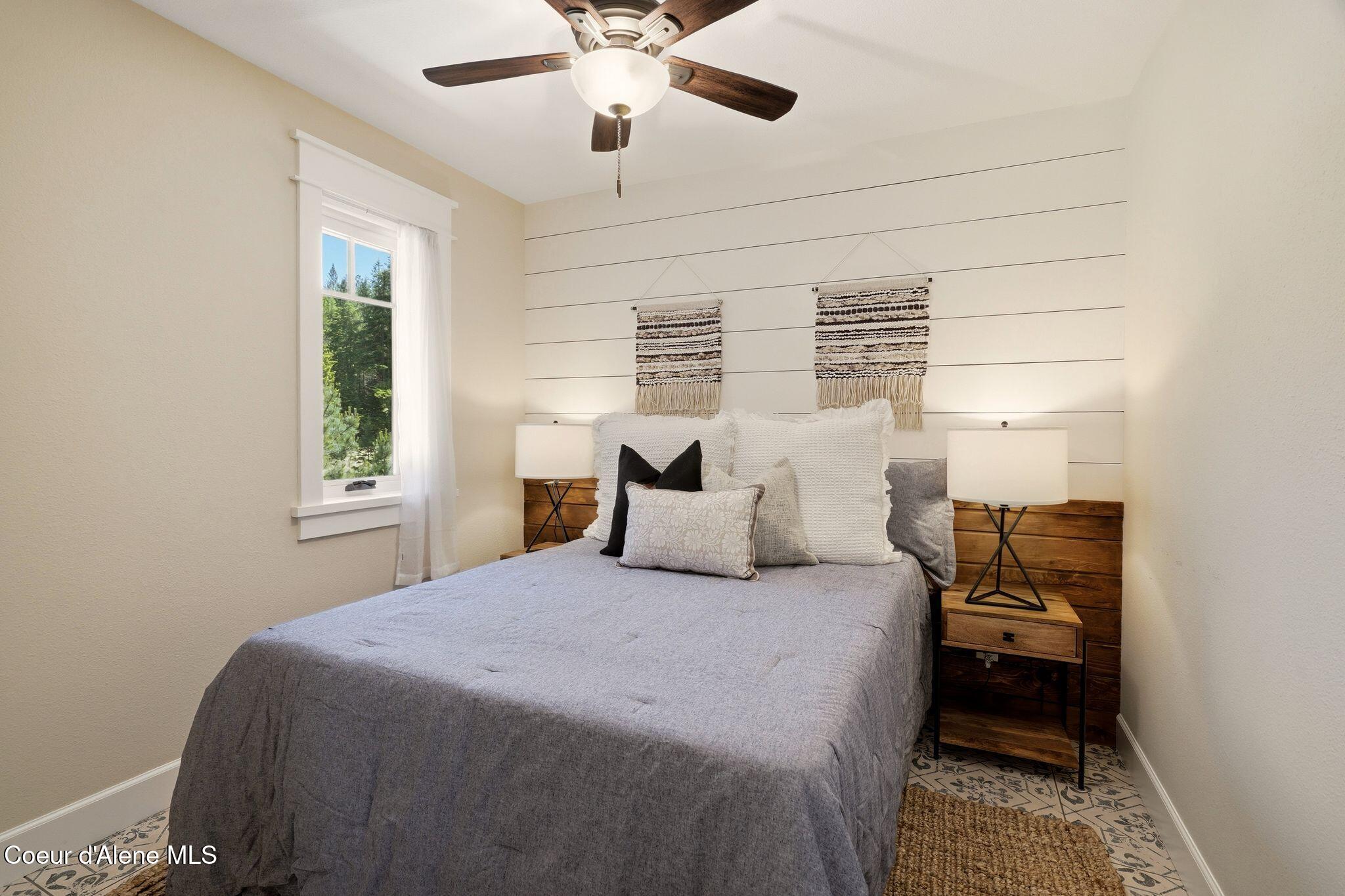 10439 W Cougar Gulch RD, Coeur d'Alene