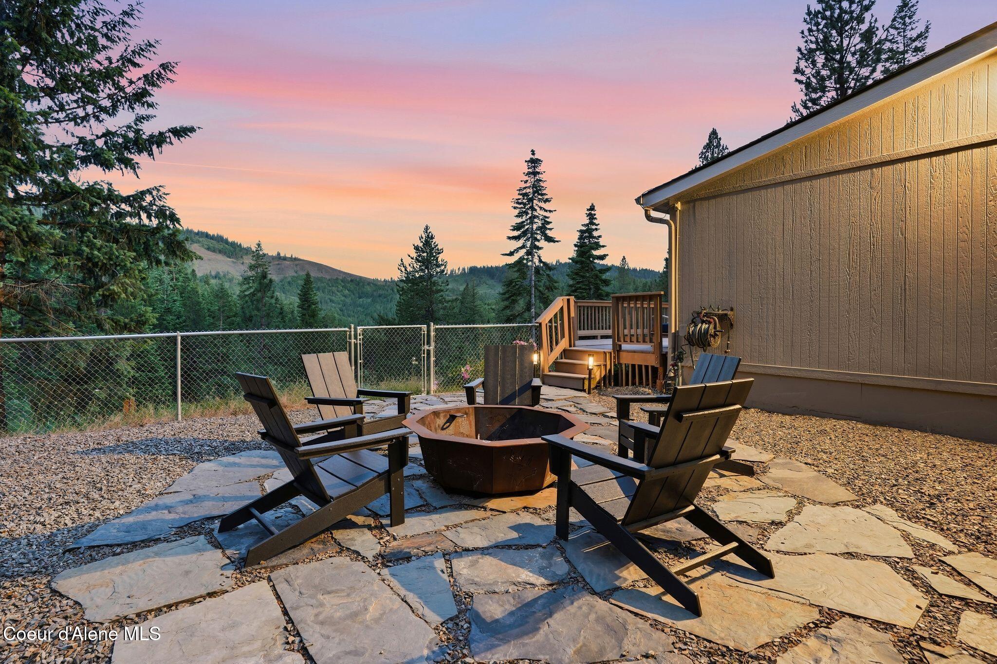 10439 W Cougar Gulch RD, Coeur d'Alene