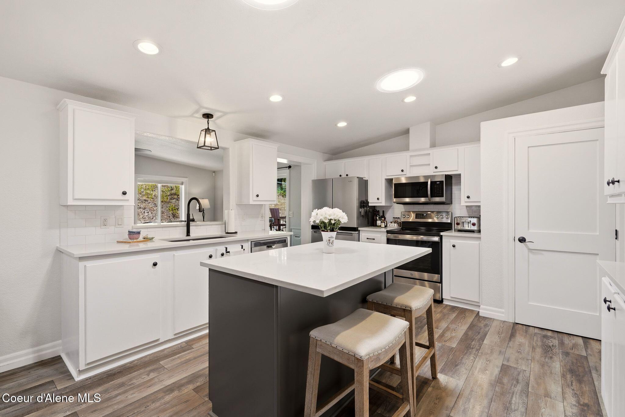 10439 W Cougar Gulch RD, Coeur d'Alene