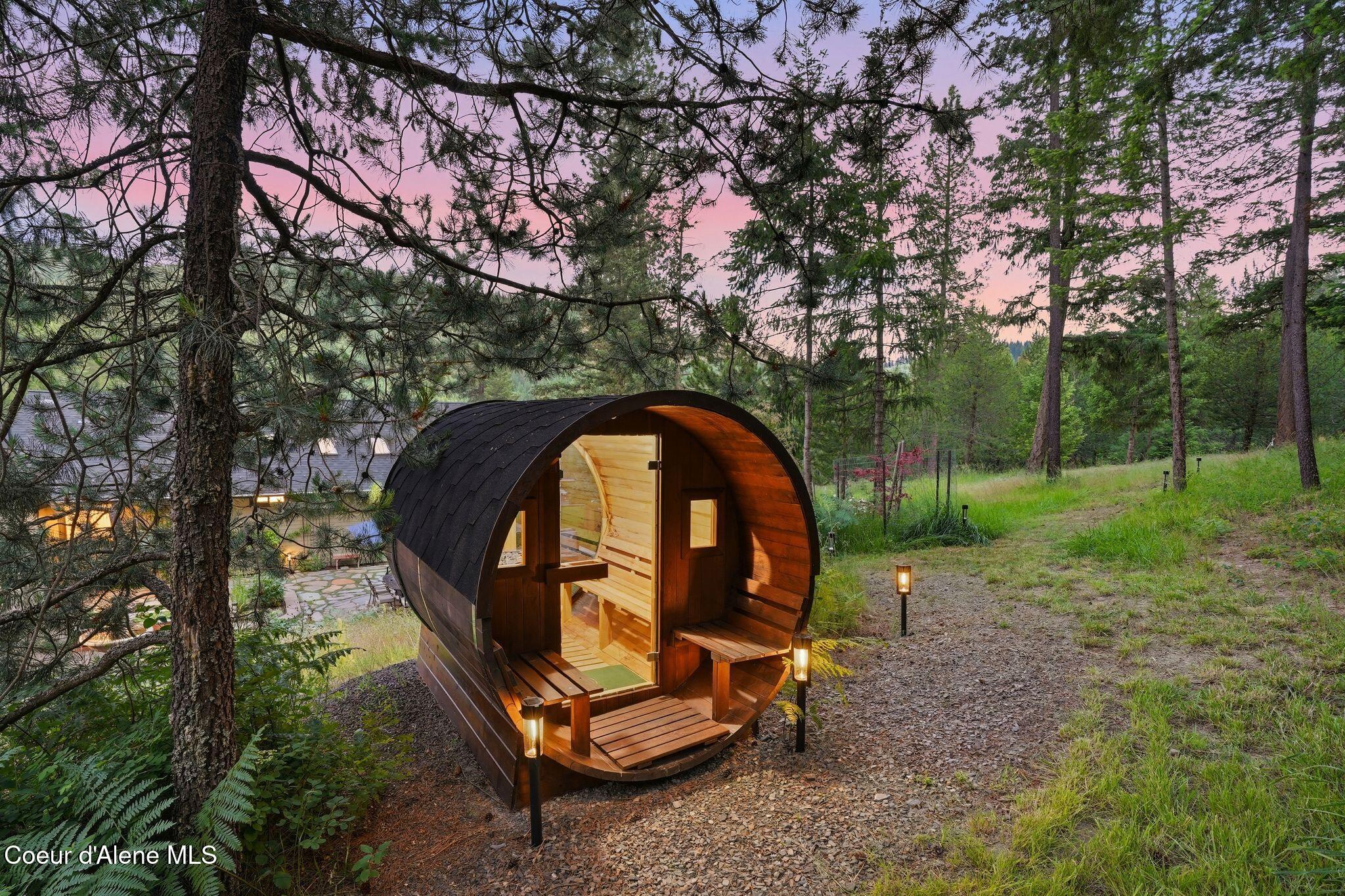 10439 W Cougar Gulch RD, Coeur d'Alene