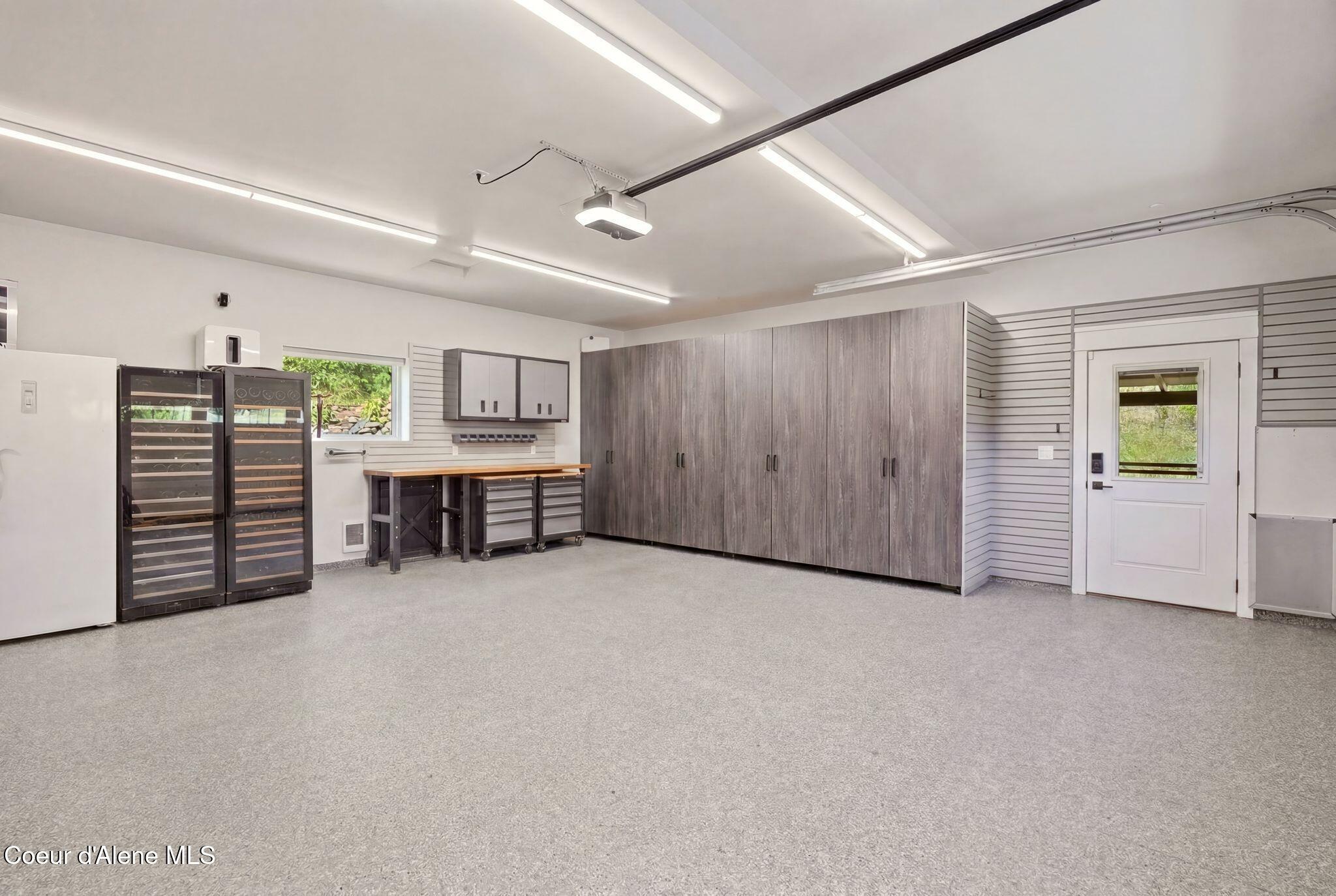 10439 W Cougar Gulch RD, Coeur d'Alene