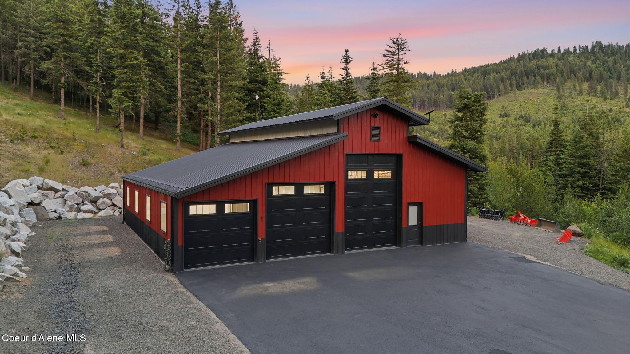 10439 W Cougar Gulch RD, Coeur d'Alene