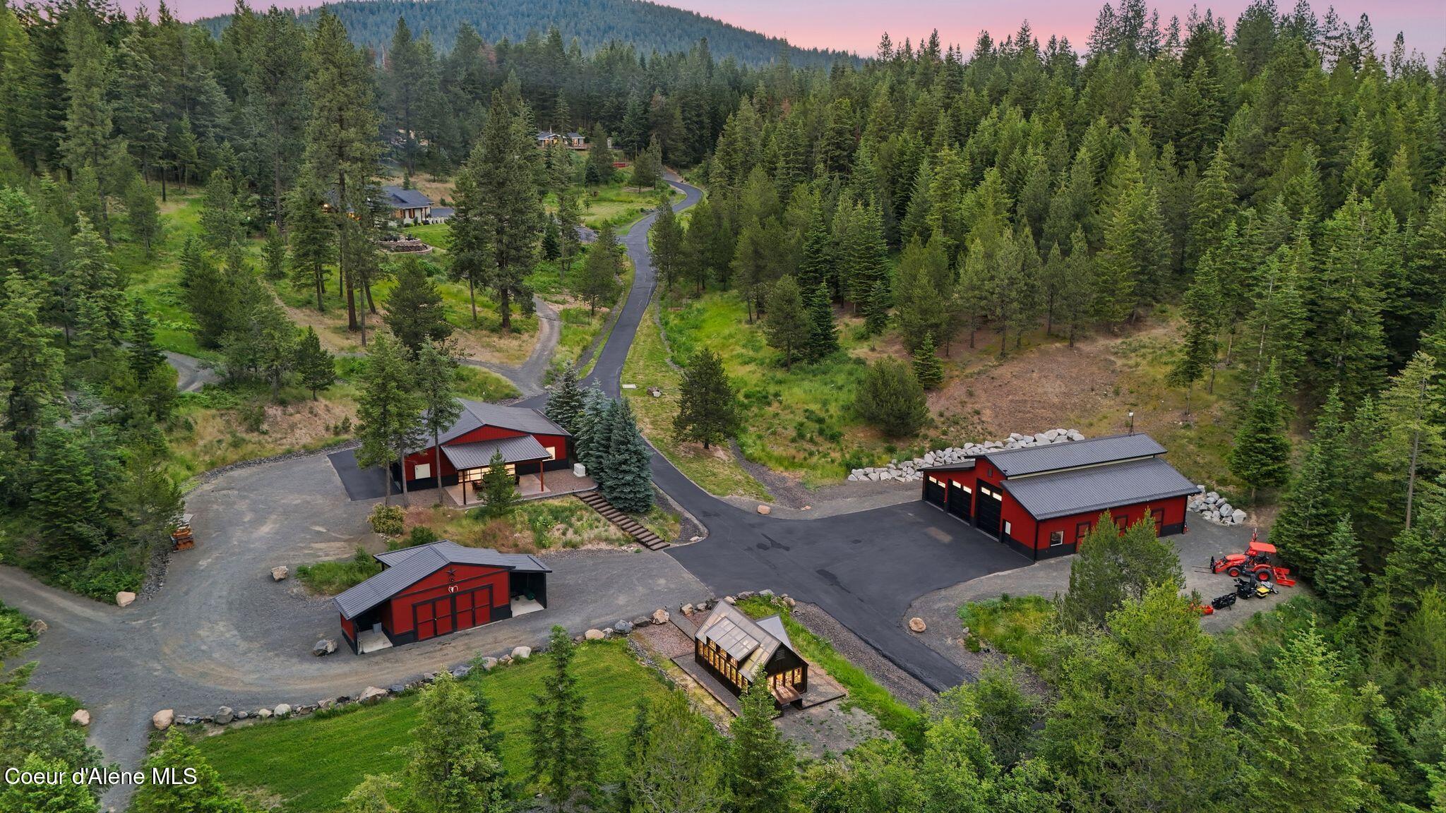 10439 W Cougar Gulch RD, Coeur d'Alene