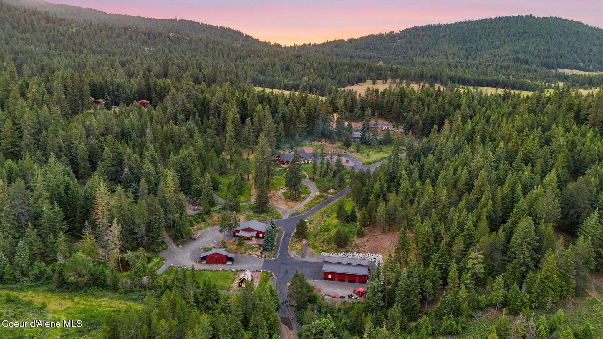 10439 W Cougar Gulch RD, Coeur d'Alene