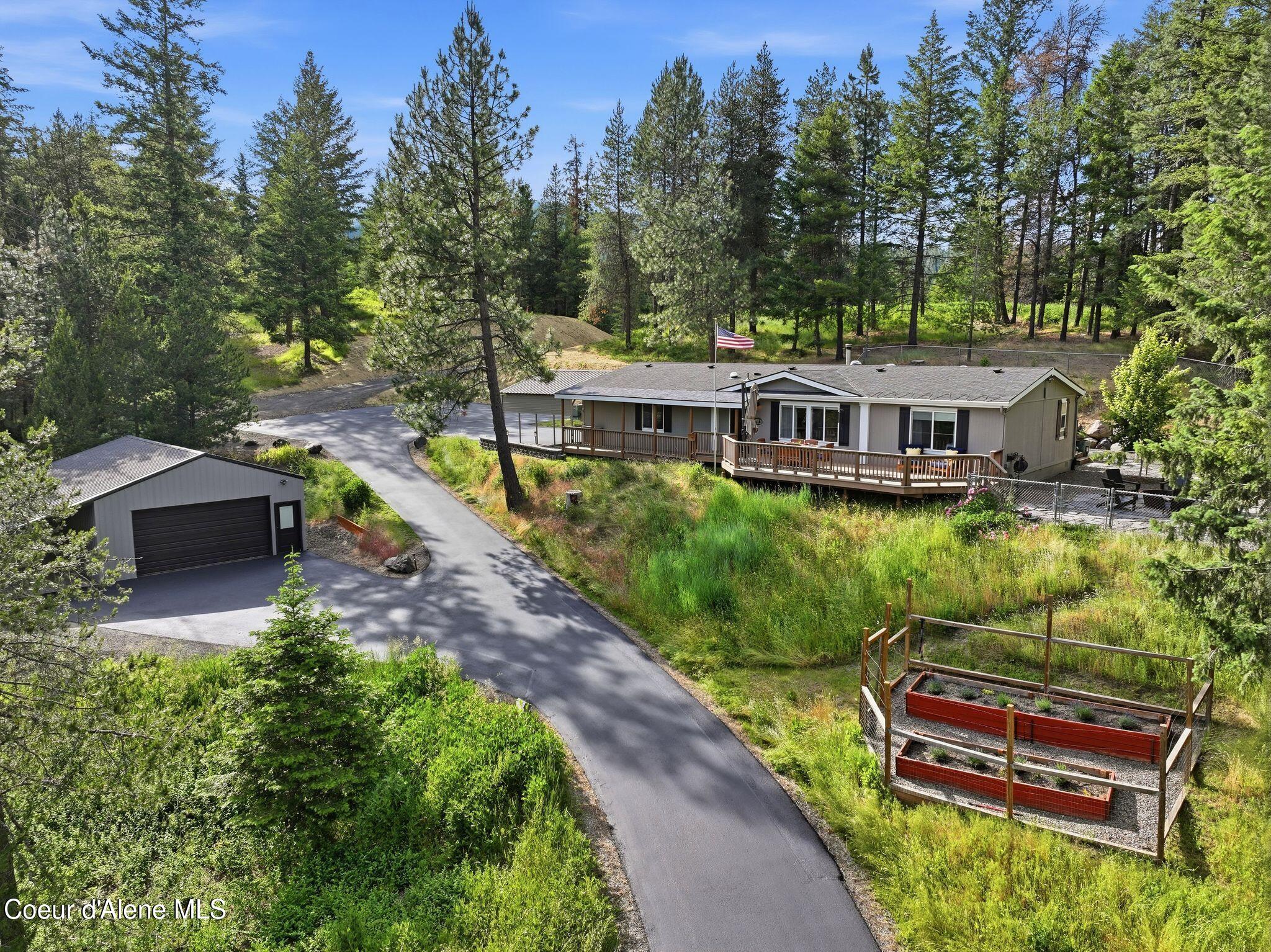 10439 W Cougar Gulch RD, Coeur d'Alene