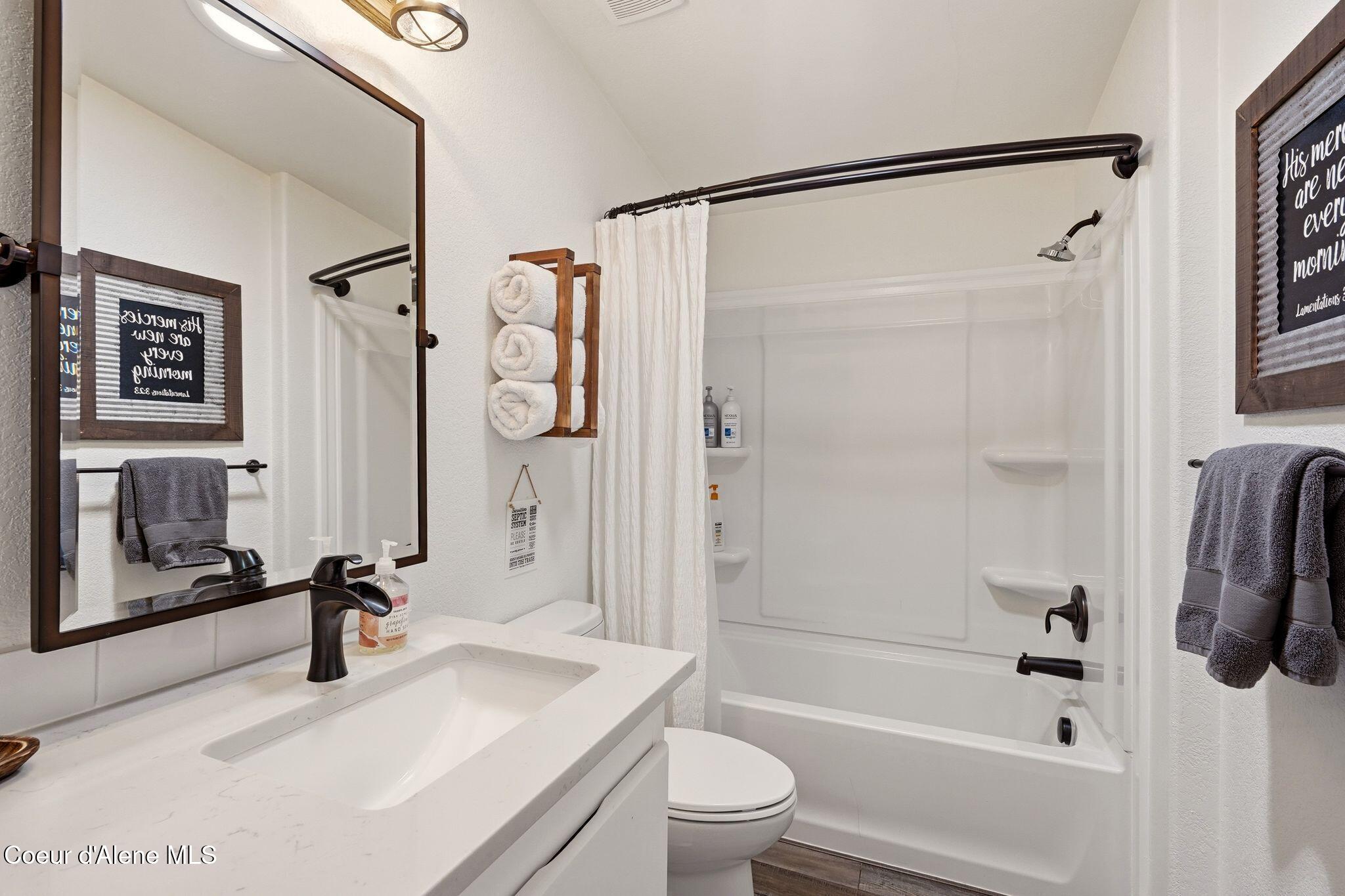 10439 W Cougar Gulch RD, Coeur d'Alene