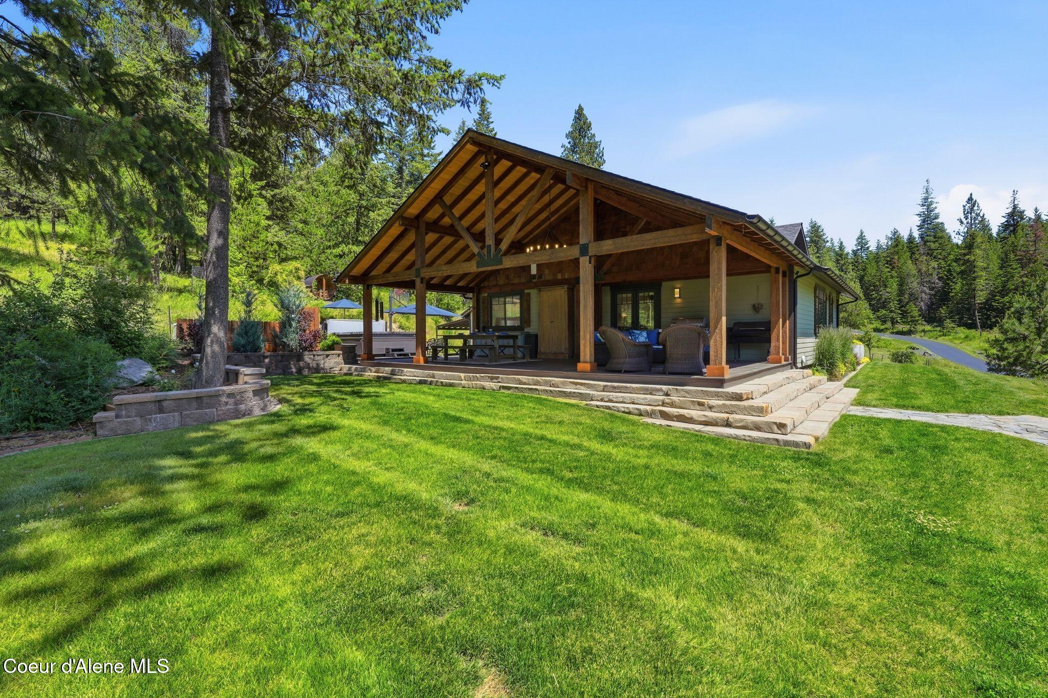 10439 W Cougar Gulch RD, Coeur d'Alene