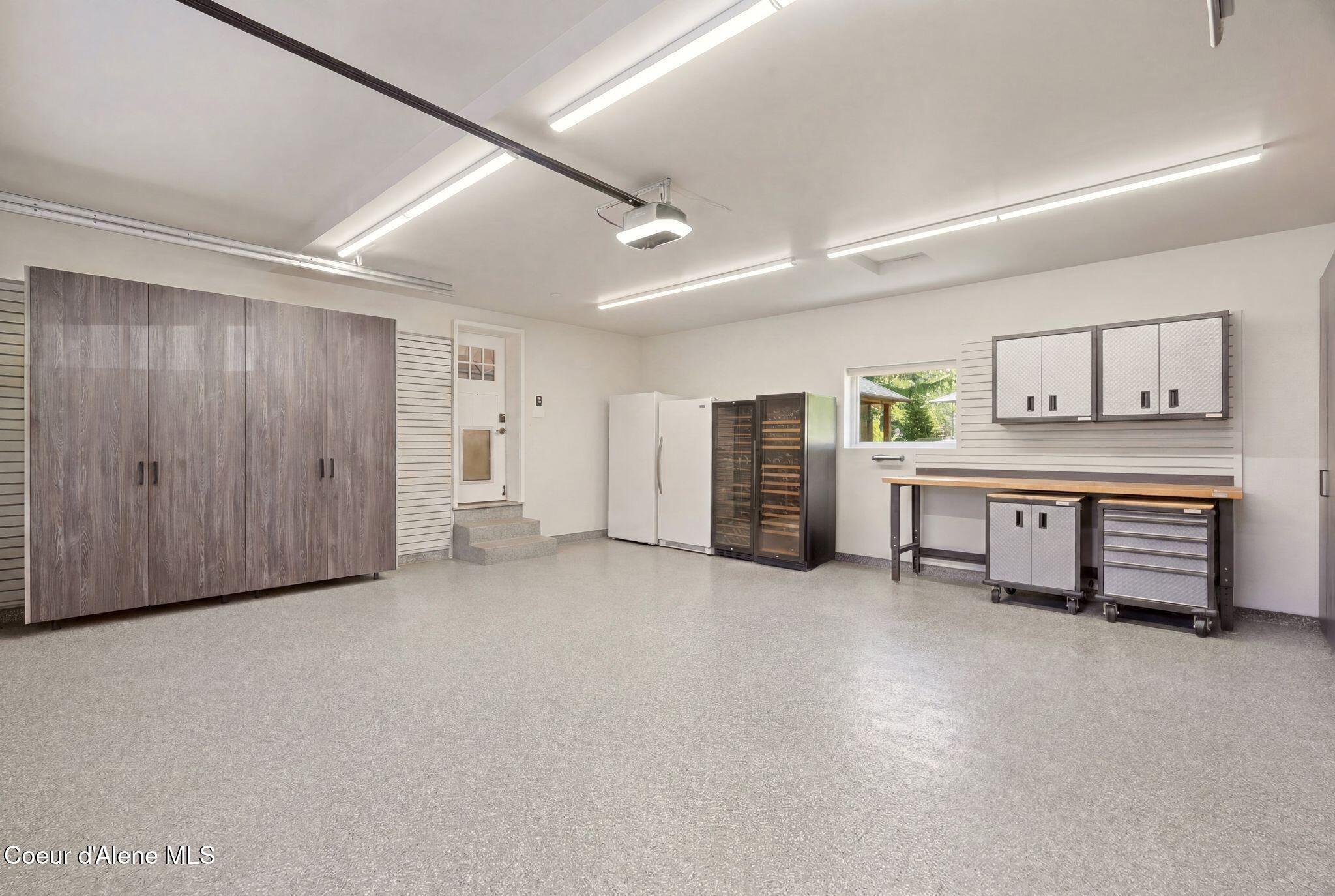 10439 W Cougar Gulch RD, Coeur d'Alene